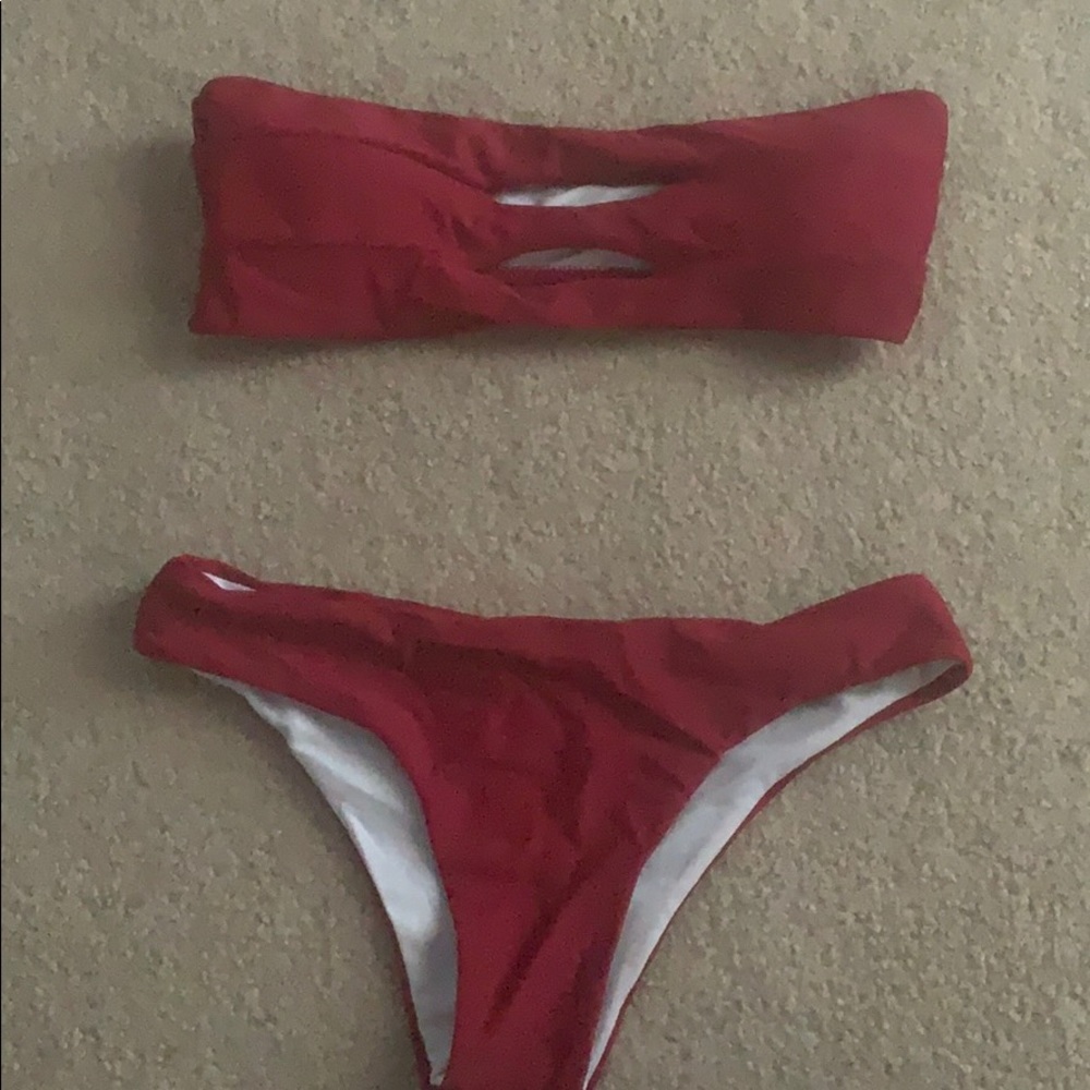 Red bikini set